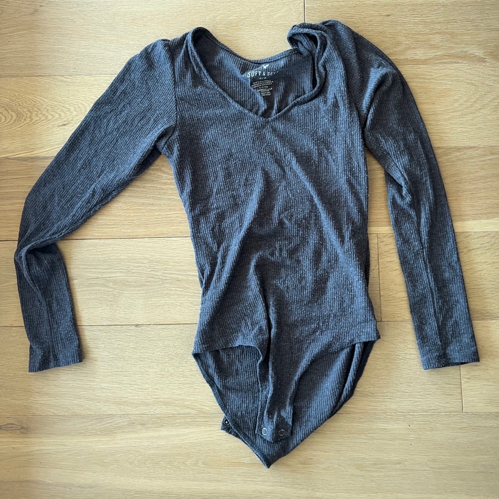 Long sleeve body suit